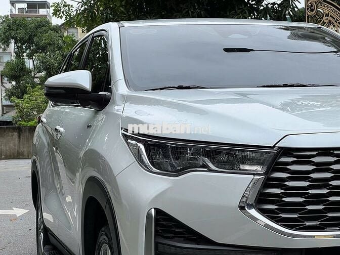 Toyota Innova Cross HEV 2.0 CVT 2025