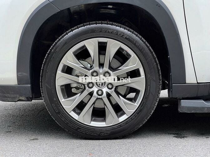 Toyota Innova Cross HEV 2.0 CVT 2025