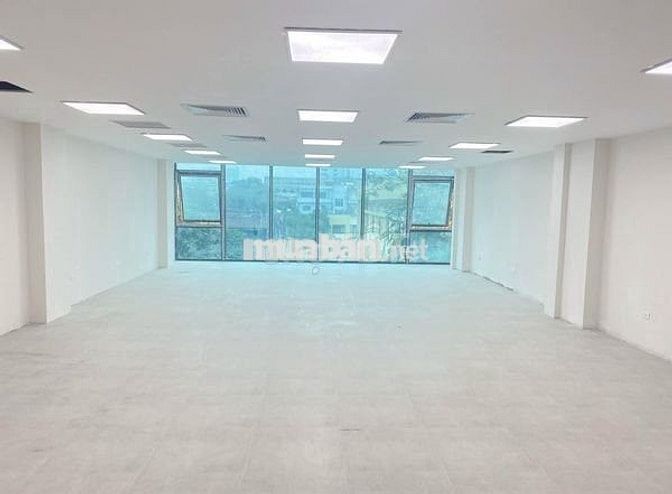 Cho thuê tòa nhà văn phòng Nguyễn Minh Hoàng Tân Bình. 7.5x20m. 6 tầng