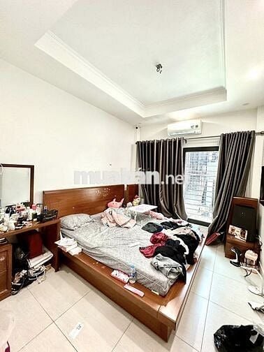 NGÕ 35 ĐẶNG THAI MAI - TÂY HỒ - YÊN TĨNH -THUẬN TIỆN CÁC PHỐ TRUNG TÂM