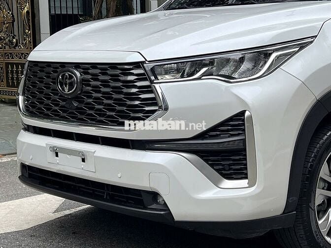 Toyota Innova Cross HEV 2.0 CVT 2025