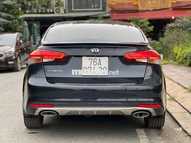 Kia Cerato 1.6 AT sedan 2017 mới 59.000 km quá đẹp