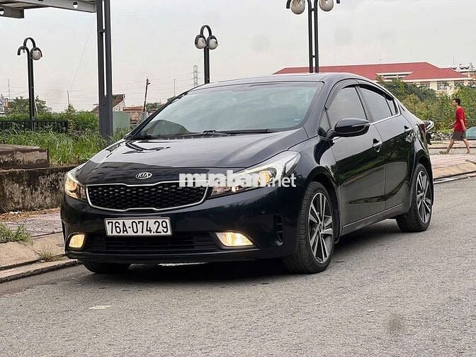 Kia Cerato 1.6 AT sedan 2017 mới 59.000 km quá đẹp