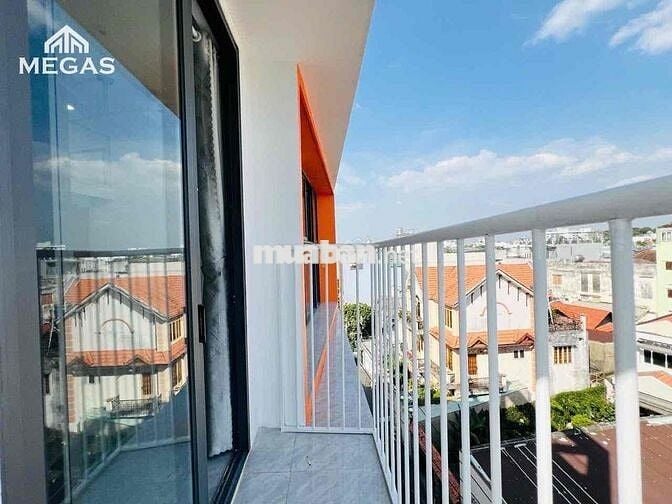 Phòng 30m2 Ngay Vòng Xoay Phạm Văn Đồng