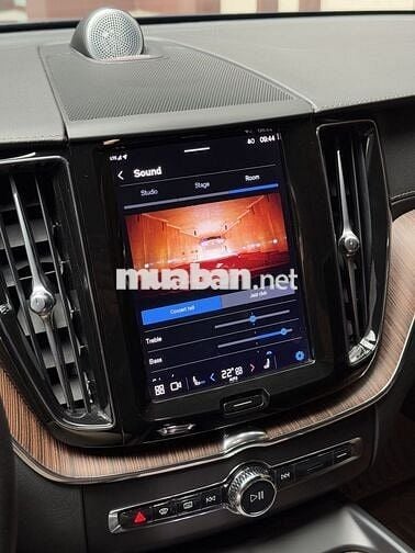 Volvo XC60 SX2022, Model2023, B6 52.000km Xanh