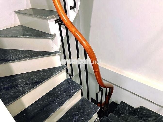 GẦN HỒ TÂY - 6 TẦNG THANG MÁY - 2 THOÁNG TRƯỚC SAU - ĐẦY ĐỦ CÔNG NĂNG