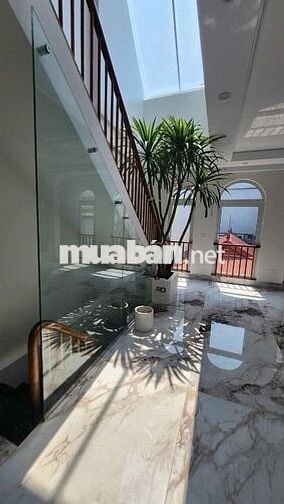 Bán nhà Linh Quang nhà đẹp 5 tầng mới ở ngay, gần hồ, sổ đỏ vuông vắn