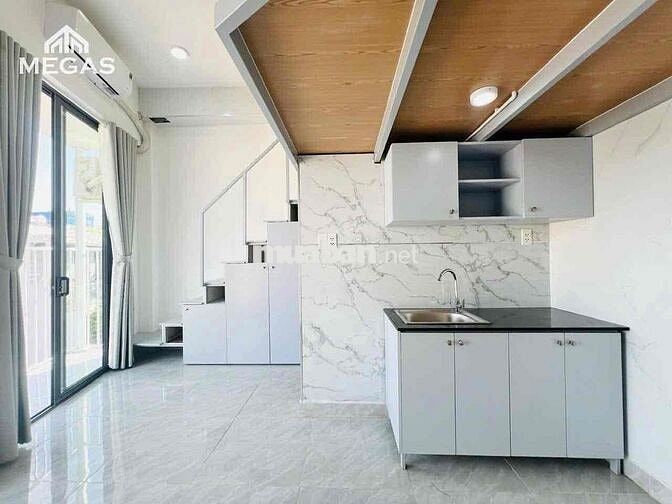 Phòng 30m2 Ngay Vòng Xoay Phạm Văn Đồng