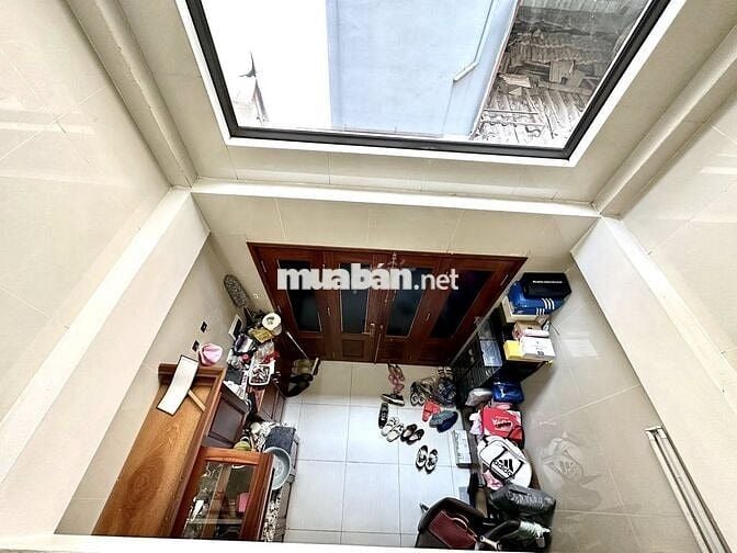 NGÕ 35 ĐẶNG THAI MAI - TÂY HỒ - YÊN TĨNH -THUẬN TIỆN CÁC PHỐ TRUNG TÂM