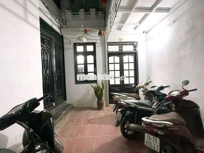 GẦN HỒ TÂY - 6 TẦNG THANG MÁY - 2 THOÁNG TRƯỚC SAU - ĐẦY ĐỦ CÔNG NĂNG