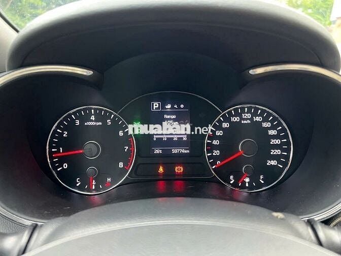 Kia Cerato 1.6 AT sedan 2017 mới 59.000 km quá đẹp