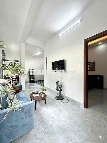 CĂN HỘ CAO CẤP_TIỆN NGHI_THOÁNG MÁT_FULL NỘI THẤT_NGAY LOTE CỘNG HOÀ