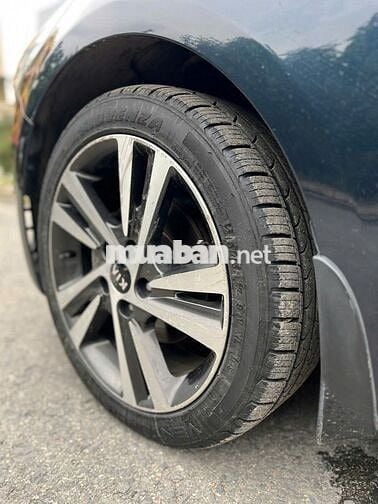 Kia Cerato 1.6 AT sedan 2017 mới 59.000 km quá đẹp