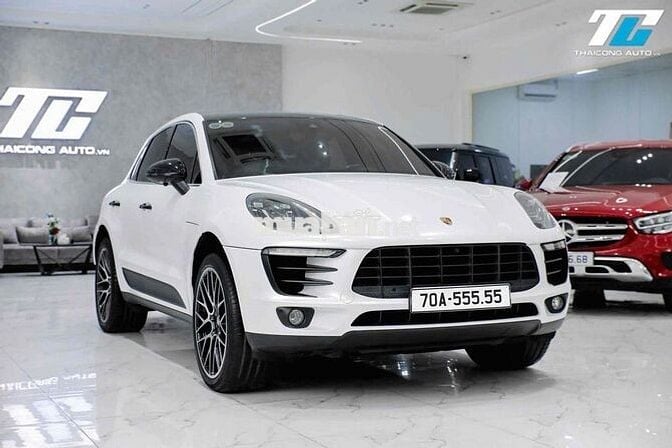 Porsche Macan 2018 up form 2020 wrap trắng 52k km