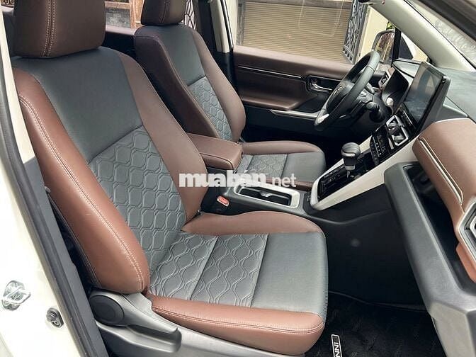 Toyota Innova Cross HEV 2.0 CVT 2025