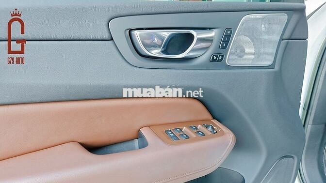 Volvo XC60 T8 Recharge 2023 Trắng 37000 km