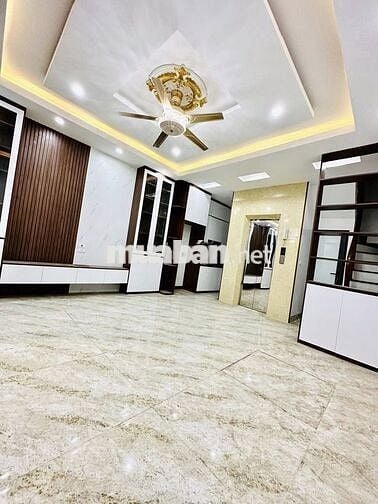 NGÕ 28 PHỐ TỨ LIÊN - THANG MÁY - GẦN TÂY HỒ - GẦN TRUNG TÂM-THUẬN TIỆN