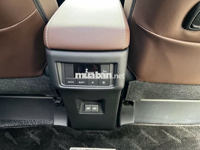 Toyota Innova Cross HEV 2.0 CVT 2025