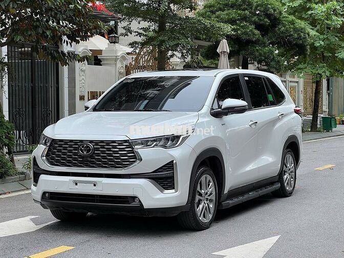 Toyota Innova Cross HEV 2.0 CVT 2025