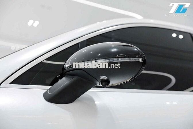 Porsche Macan 2018 up form 2020 wrap trắng 52k km