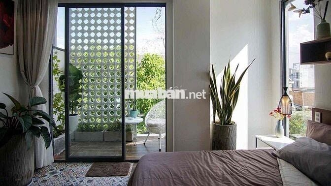 ✨SIÊU PHẨM CĂN HỘ DỊCH VỤ FULL NỘI THẤT BAN CÔNG THOÁNG GIÁP QUẬN 1