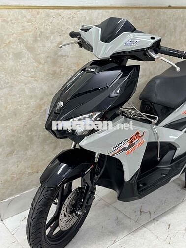 AB 125 khoá ga đời 2018 xám xi măng 43K1-400.00