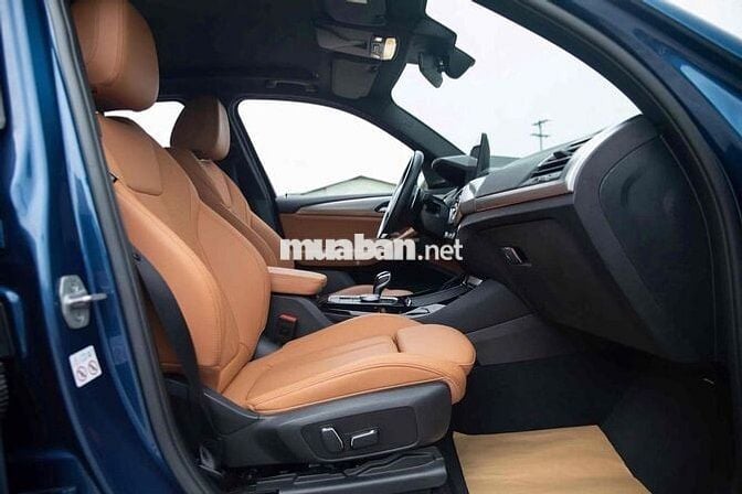 BMW X3 sDrive20i M Sport sx2024 đi 17k km xanh nâu