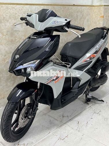 AB 125 khoá ga đời 2018 xám xi măng 43K1-400.00