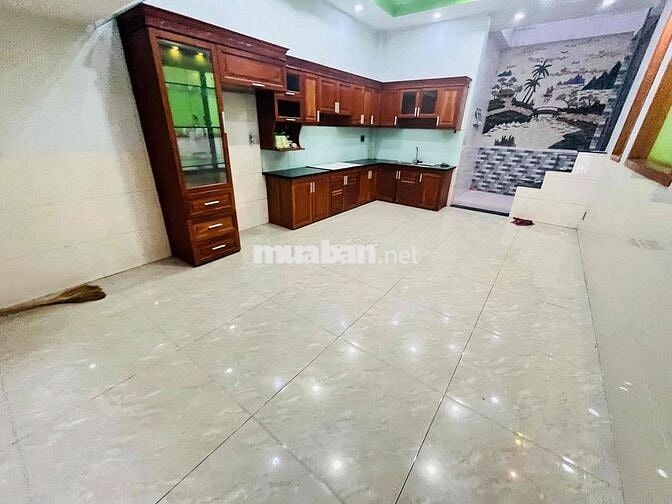 MẶT TIỀN HOÀN CÔNG 3 lầu 1 trệt đường Hai Bà Trưng PĐông Hoà