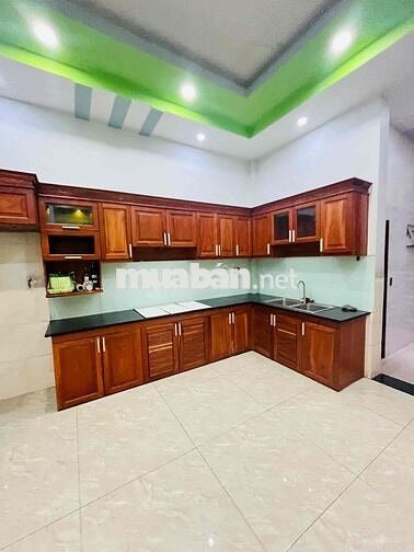 MẶT TIỀN HOÀN CÔNG 3 lầu 1 trệt đường Hai Bà Trưng PĐông Hoà