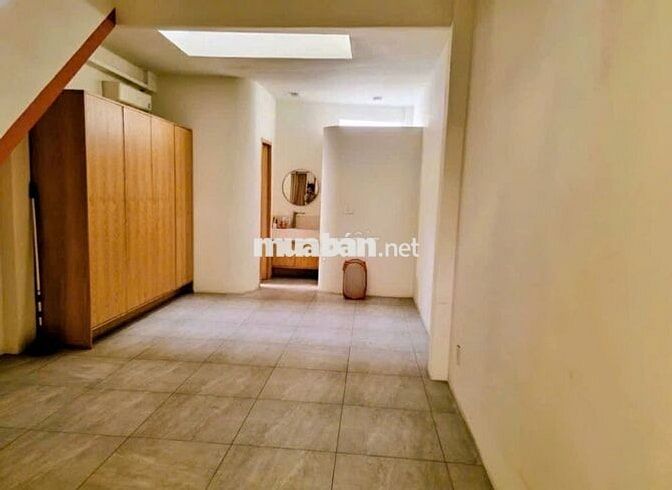 Bán nhà 5 tầng đẹp, hẻm oto tránh Thích Quảng Đức, trung tâm Phú Nhuận