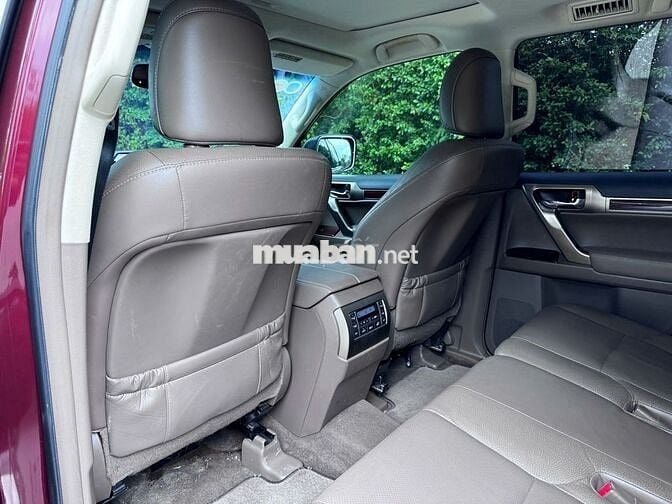 Lexus GX 460 Model 2016 - 68000 km