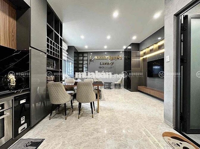 CĂN HỘ LUXURY FULL NỘI THẤT CỬA SỔ THOÁNG NGAY PHAN VĂN HÂN KẾ QUẬN 1