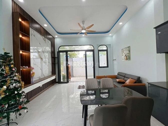 Nhà vườn ngay sát Vòng Xoay An Lạc 1,1 tỷ 