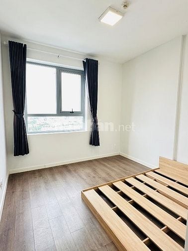 Bán căn hộ 2PN, tầng cao chung cư Opal Garden, ngay Gigamall