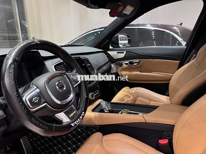 Volvo XC90 2022 Recharge T8 AWD - 19000 km