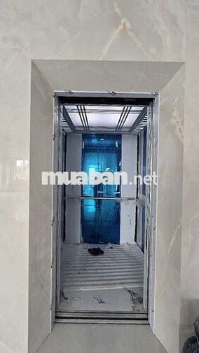 CHO THUÊ TÒA NHÀ MẶT TIỀN BÙI VĂN BA