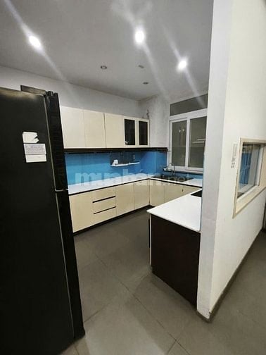 Cho thuê nhà hẻm xe hơi Lê Văn Lương , Phước Kiển , Nhà Bè .