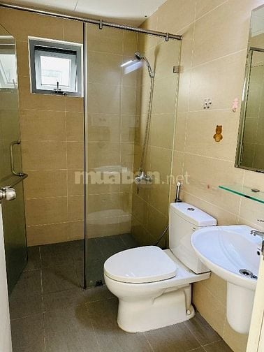 Bán căn hộ 2PN, tầng cao chung cư Opal Garden, ngay Gigamall