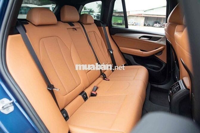 BMW X3 sDrive20i M Sport sx2024 đi 17k km xanh nâu