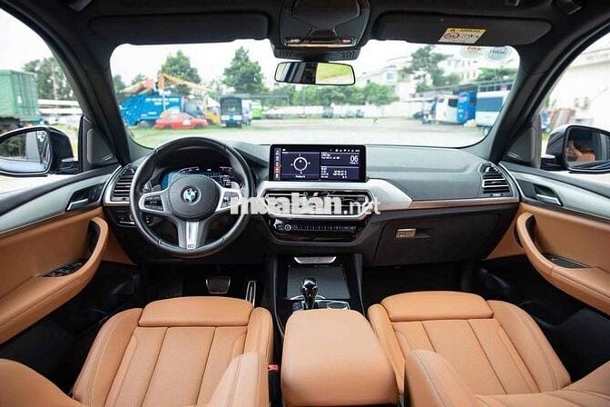 BMW X3 sDrive20i M Sport sx2024 đi 17k km xanh nâu