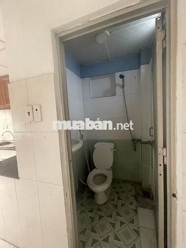 NHÀ 2 LẦU ĐƯỜNG 8M CÓ LỀ KHU BUÔN BÁN VẢI PHÚ THỌ HÒA – 4.05 TỶ TL