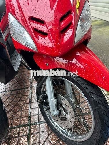 chính chu còn mới rin để lâu không sử dụng nên mới