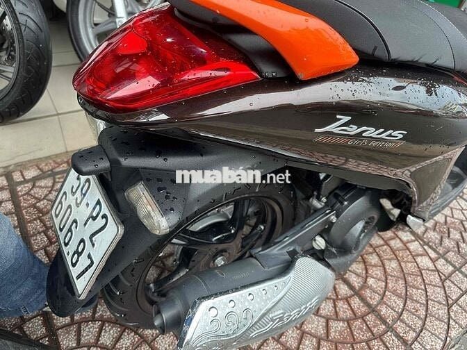 chính chủ mua mới dang sử dụng đang boc keo mới.