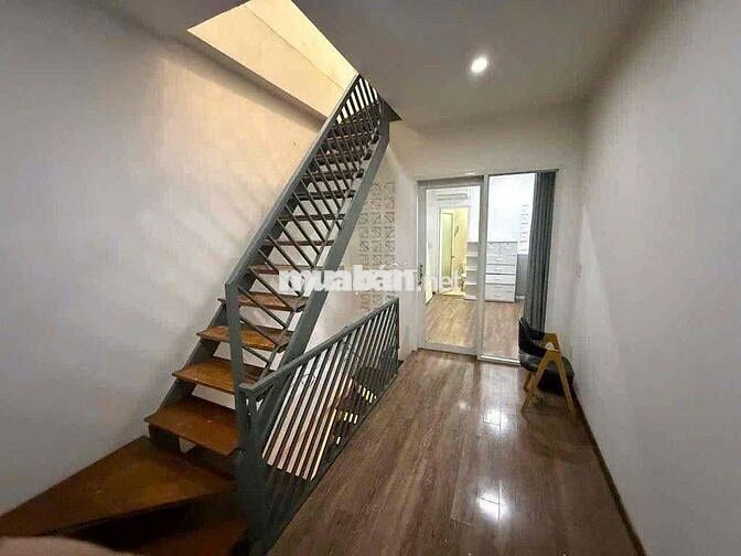 CHO THUÊ NHÀ ĐẸP GIÁ RẺ FULL NT NGAY KHU VỰC SẦM UẤT Đ. PHẠM VĂN CHIÊU