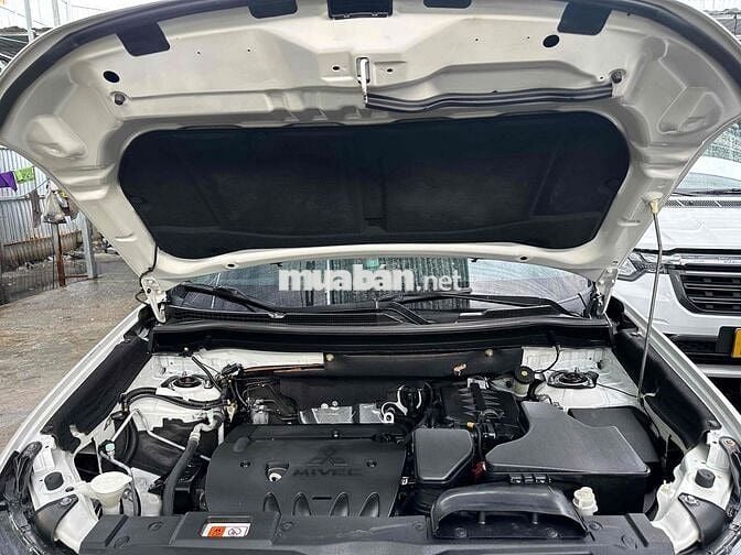 Mitsubishi Outlander 2.0CVT Premium 2019-71000km