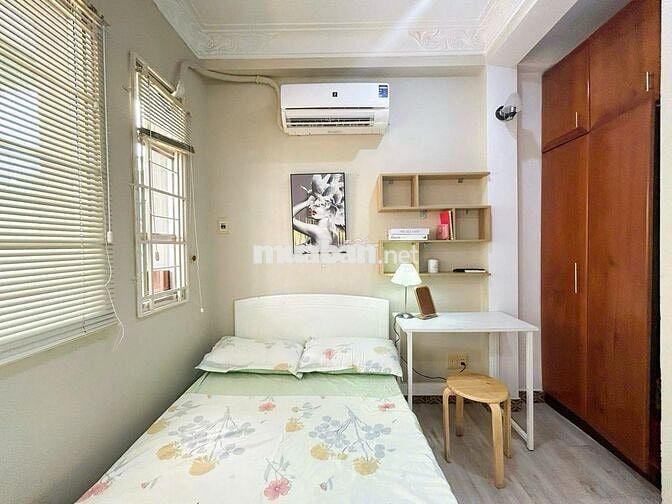 PHÒNG 40m2 FULL NỘI THẤT, BAN CÔNG LỚN Ở HOÀNG HOA THÁM, BÌNH THẠNH