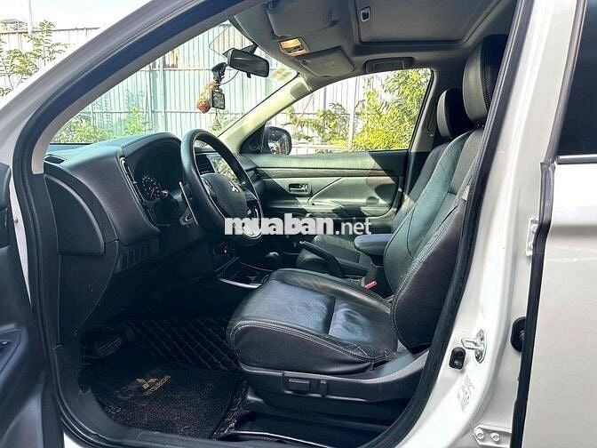 Mitsubishi Outlander 2.0CVT Premium 2019-71000km