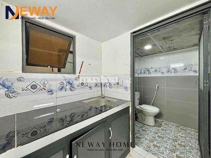 PHÒNG TRỌ GIÁ RẺ GÁC CAO SẴN MÁY LẠNH Ở HƯƠNG LỘ 2 - NGÃ TƯ BỐN XÃ