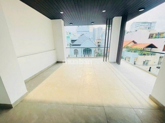 CHỦ NHÀ CHUẨN BỊ ĐI NƯỚC NGOÀI NÊN CẦN CHO THUÊ GẤP NHÀ MỚI 100%